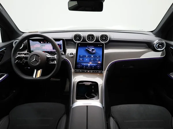Mercedes-Benz GLC (2025) — foto 36 van 45