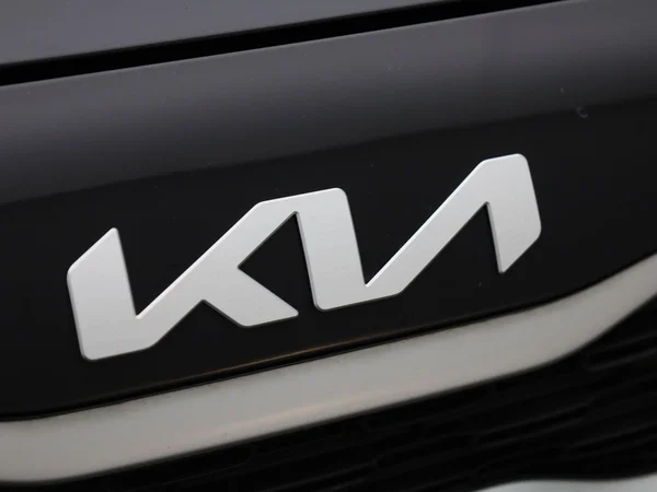 Kia Picanto (2022) — foto 19 van 33