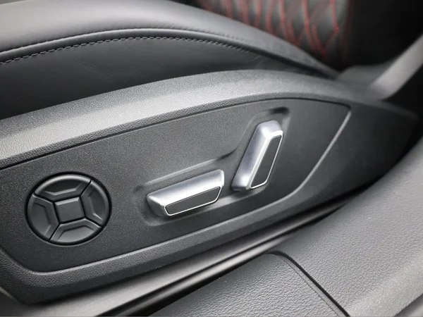 AUDI A6 PHEV (2025) — foto 8 van 24