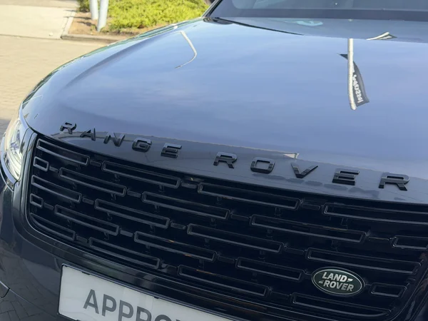 Land Rover Range Rover Velar (2024) — foto 20 van 28