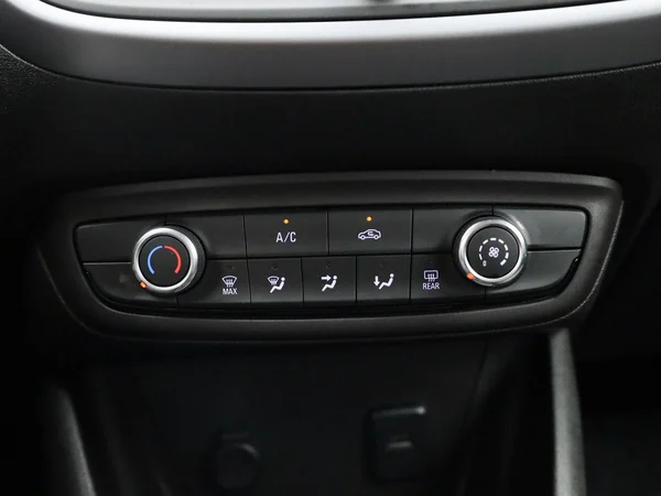 Opel Crossland X (2020) — foto 13 van 37