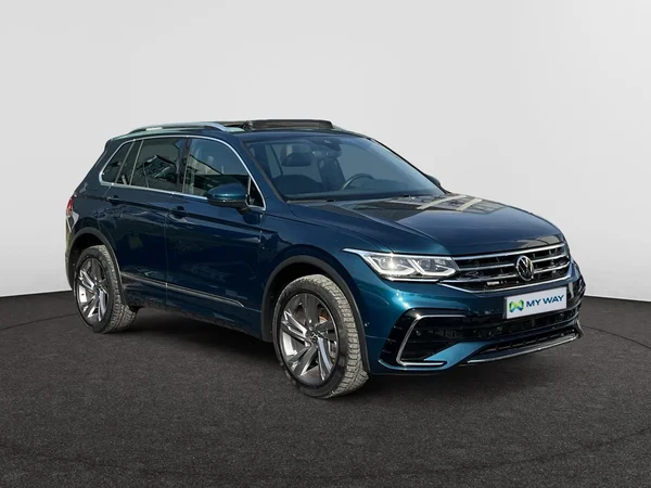 VOLKSWAGEN Tiguan eHybrid (PHEV) (2022) — foto 22 van 24
