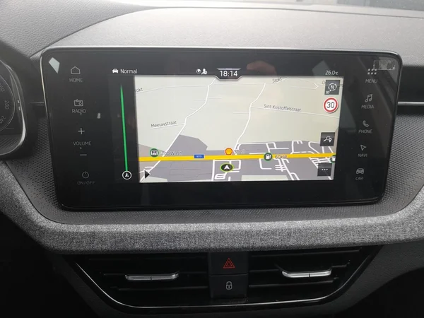 SKODA Scala (2025) — foto 19 van 23