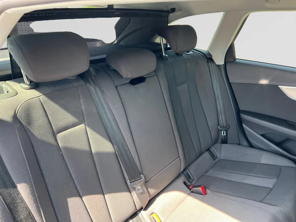 AUDI A4 Avant (2019) — foto 4 van 18