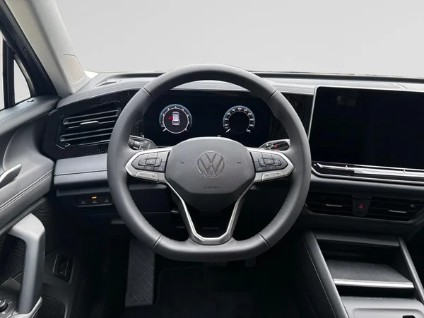 VOLKSWAGEN Tiguan (2026) — foto 4 van 24