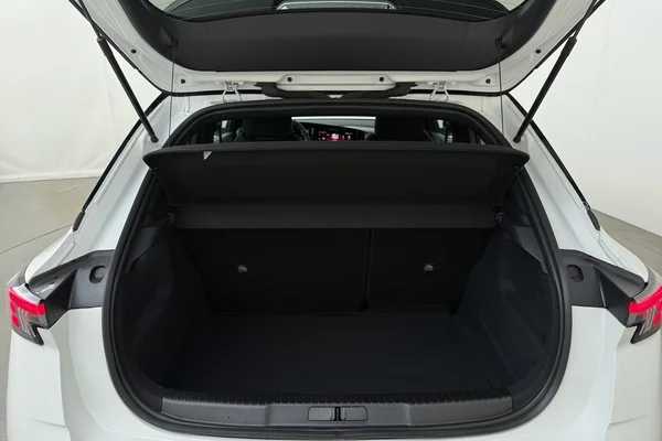 Opel Mokka (2025) — foto 12 van 16