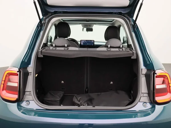 Fiat 500e (2022) — foto 4 van 36