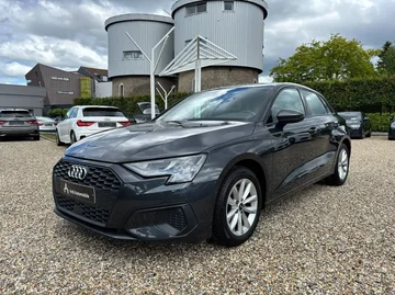 Audi A3 16aad2b3-1bae-4ffa-8e9d-0df57e3123ae