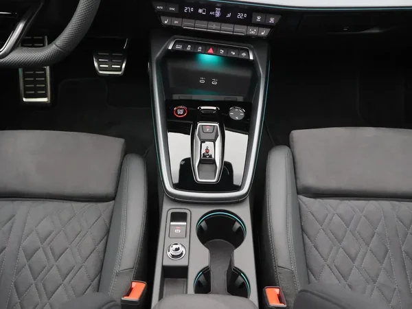 Audi RS3 (2025) — foto 27 van 31