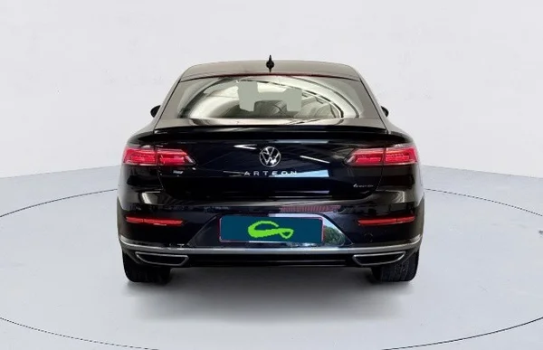 Volkswagen Arteon R (2025) — foto 9 van 15