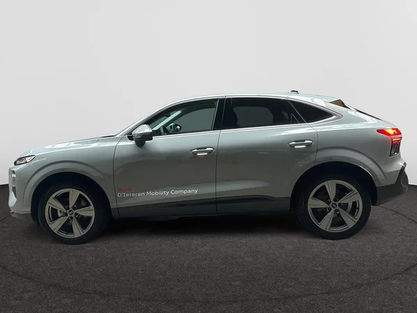 AUDI Q3 Sportback (2026) — foto 12 van 23