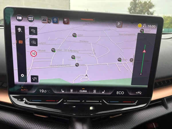 CUPRA Tavascan (2026) — foto 5 van 24