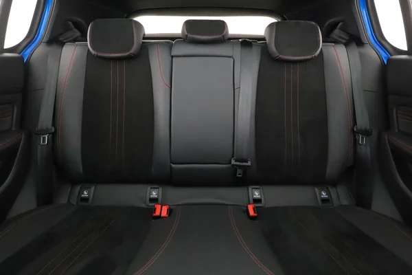 Peugeot 308 (2021) — foto 6 van 16