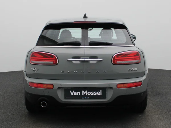 MINI Clubman (2022) — foto 37 van 41