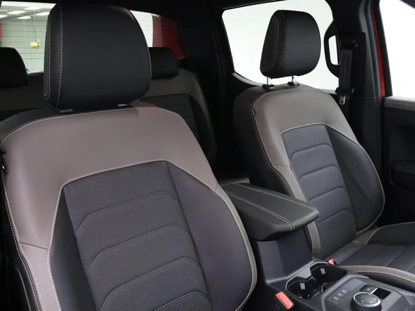 VOLKSWAGEN Amarok Double Cab Dsl (2026) — foto 14 van 27