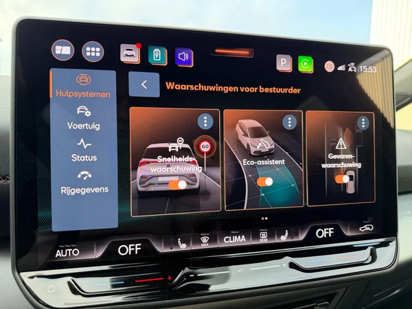 CUPRA Born (2025) — foto 8 van 24