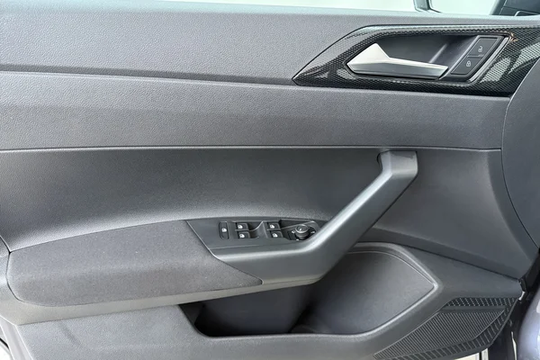 Volkswagen Polo (2024) — foto 8 van 16
