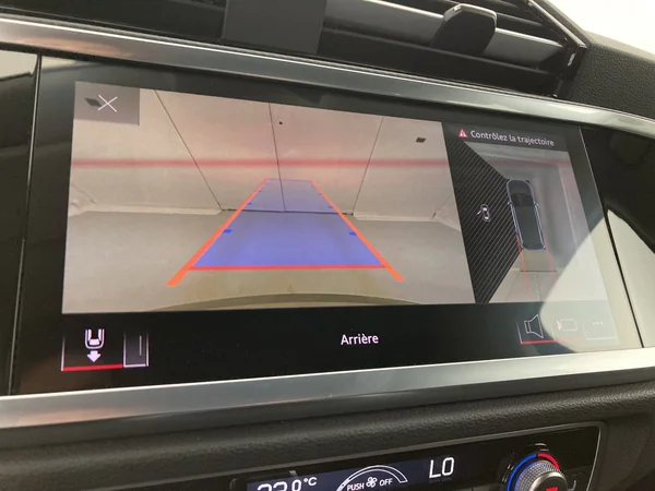 AUDI Q3 (2021) — foto 16 van 36