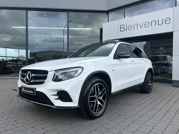 Mercedes-Benz Glc d9068592-8c3a-4f61-873a-040bb2fd4478