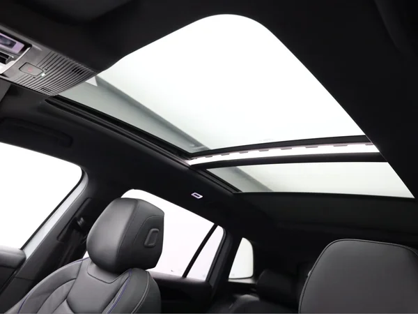 VOLKSWAGEN Tiguan (2025) — foto 17 van 24