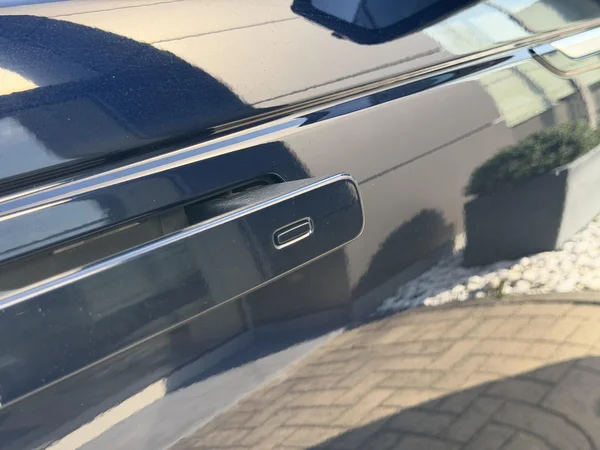 Land Rover Range Rover Velar (2022) — foto 19 van 28