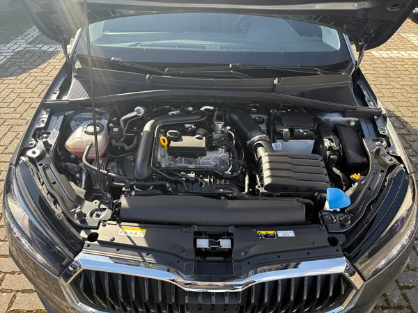 SKODA Fabia (2024) — foto 17 van 24