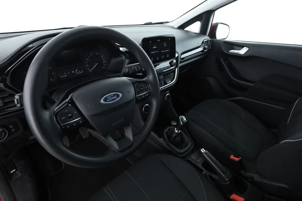 Ford Fiesta (2018) — foto 2 van 16
