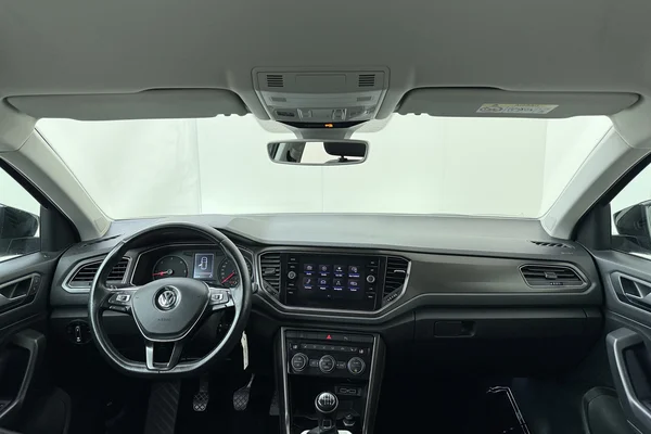 Volkswagen T-Roc (2019) — foto 21 van 21
