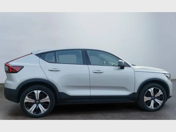VOLVO C40 (2023) — foto 20 van 22