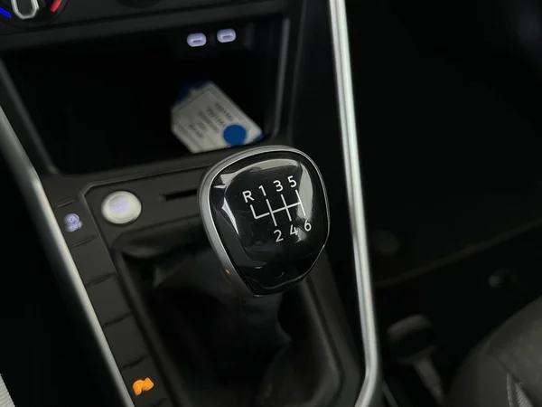 VOLKSWAGEN Taigo (2025) — foto 4 van 28
