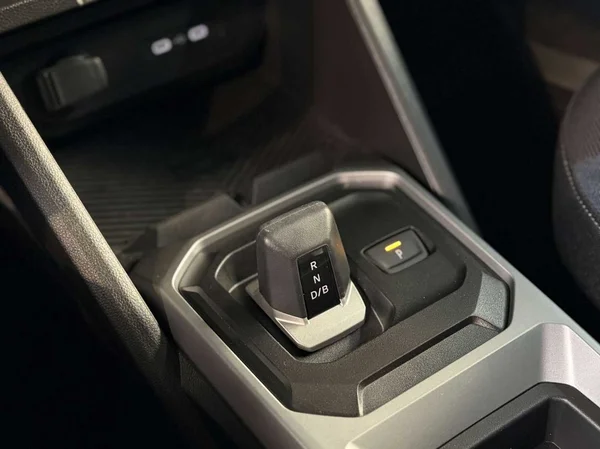 Dacia Duster (2024) — foto 18 van 18