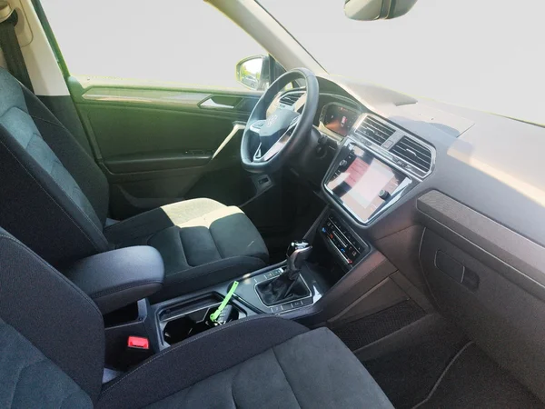 VOLKSWAGEN Tiguan Allspace (2023) — foto 13 van 13