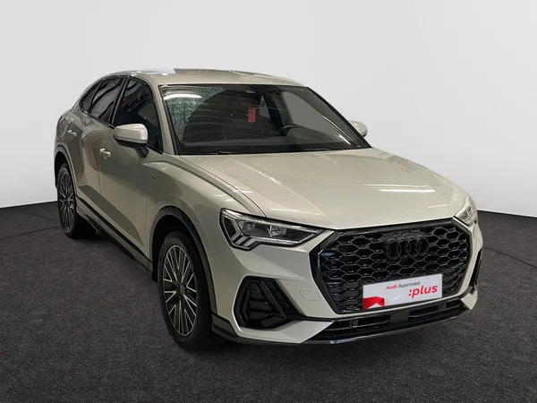 AUDI Q3 Sportback (2023) — foto 13 van 20