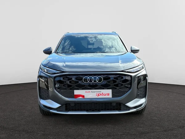 AUDI Q3 SUV (2025) — foto 10 van 17