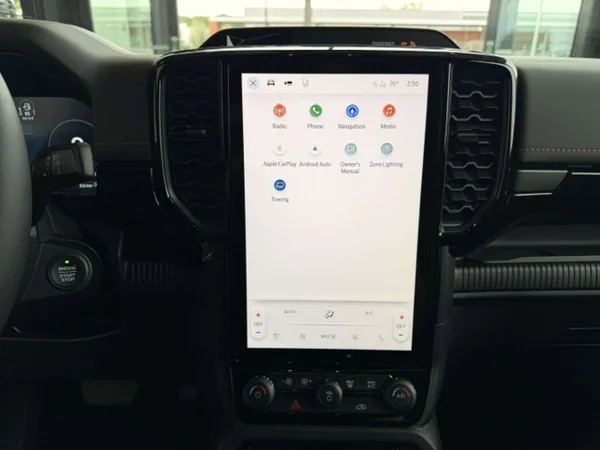 Ford Ranger — foto 8 van 22
