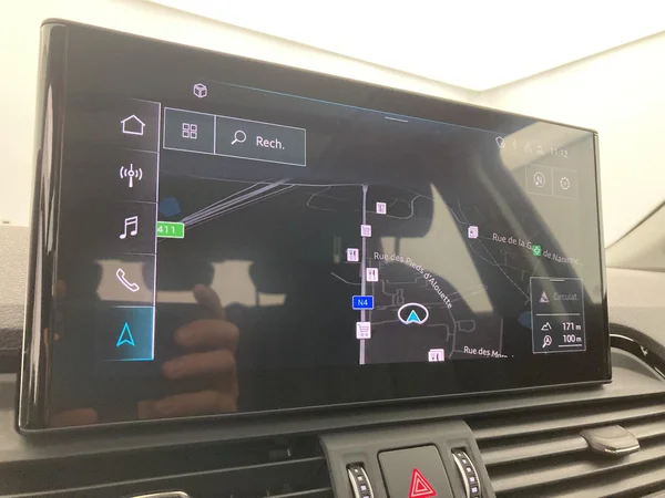 AUDI Q5 Sportback (2022) — foto 6 van 36