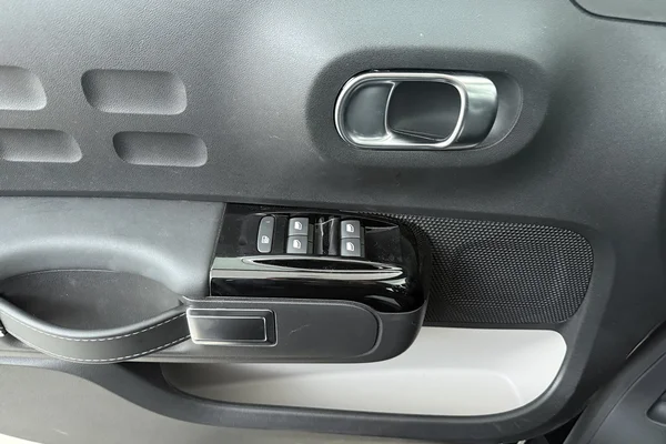 Citroen C3 (2023) — foto 8 van 19