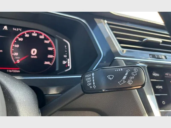 Volkswagen Tiguan Allspace (2022) — foto 19 van 33