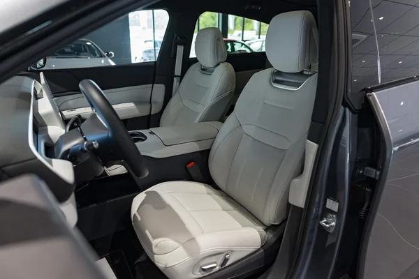 XPENG G6 (2025) — foto 18 van 38