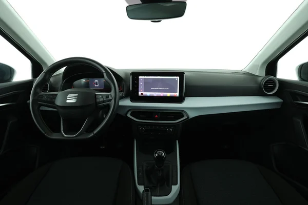 Seat Arona (2023) — foto 3 van 16