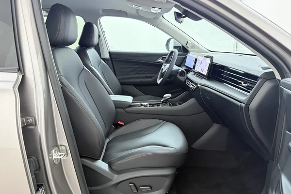 MG HS Hybrid+ (HEV) (2026) — foto 12 van 15