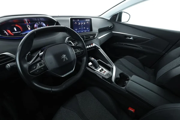 Peugeot 5008 (2019) — foto 4 van 18