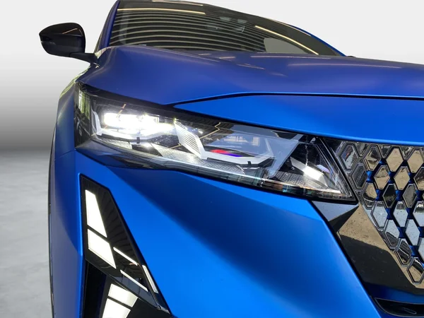 Renault Rafale (2025) — foto 8 van 21