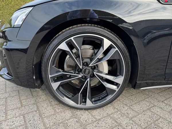 AUDI A5 Sportback (2025) — foto 17 van 24