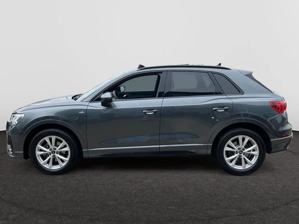 AUDI Q3 (2024) — foto 15 van 20