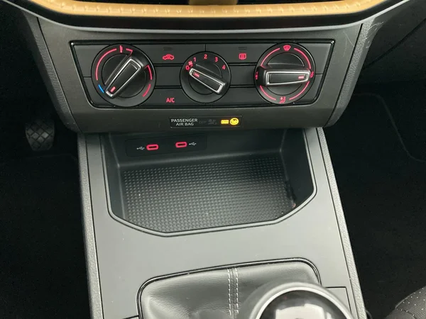 SEAT Ibiza 5P/D (2021) — foto 19 van 36