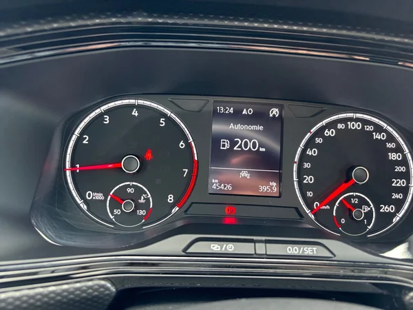 VOLKSWAGEN T-Cross (2019) — foto 6 van 7