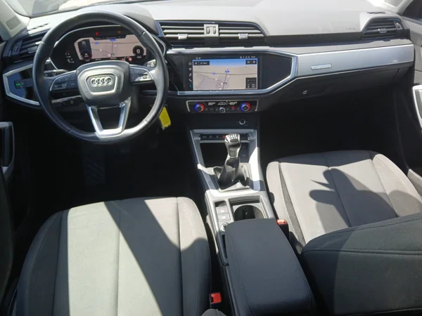AUDI Q3 Sportback (2022) — foto 3 van 17