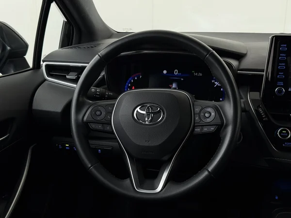 TOYOTA Corolla (2021) — foto 14 van 30