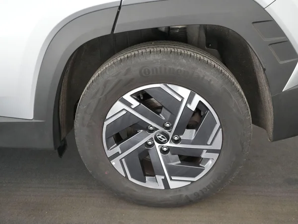 Hyundai Tucson (2024) — foto 6 van 22